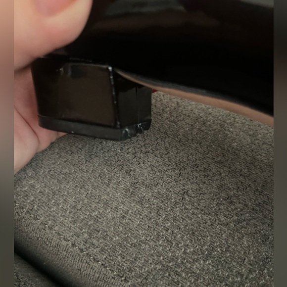 KATE SPADE black patent leather bow pointy toe kitten heel slip on pumps size 9 - Picture 7 of 9